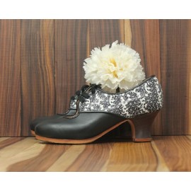 Carmela 35,5 AA Leather Negro Carrete 5 Visto Atrás Serpiente Blanco Y Negro