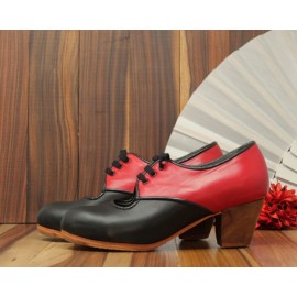 Carmela 34 A Leather Negro Cubano 5 Visto Atrás Piel Rojo Sangre