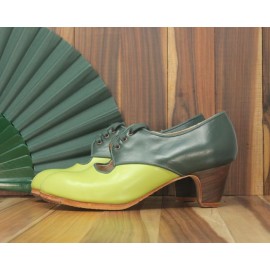 Carmela 38,5 AA Leather Pistacho Clásico 5 Visto Atrás Leather Musgo