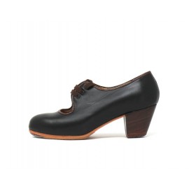 Carmen 35 A Leather Negro Cubano 5 Visto R. Marrón